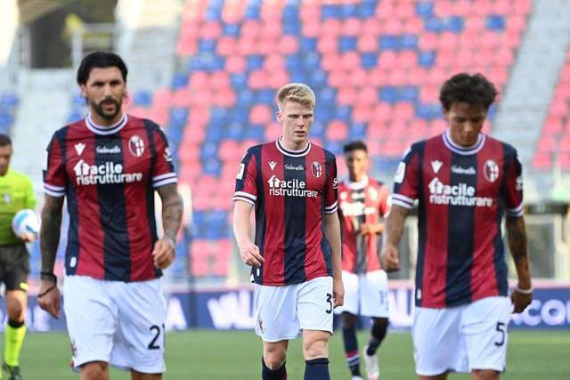 C罗下周年满40岁 职业生涯已经打进920球